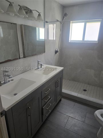 650 NW 49th St, Miami, FL 33127