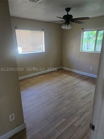 650 NW 49th St, Miami, FL 33127
