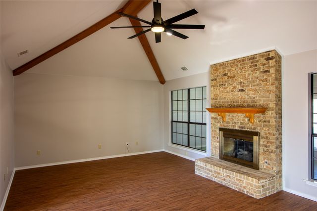 503 N 2nd Street, Krum, TX 76249