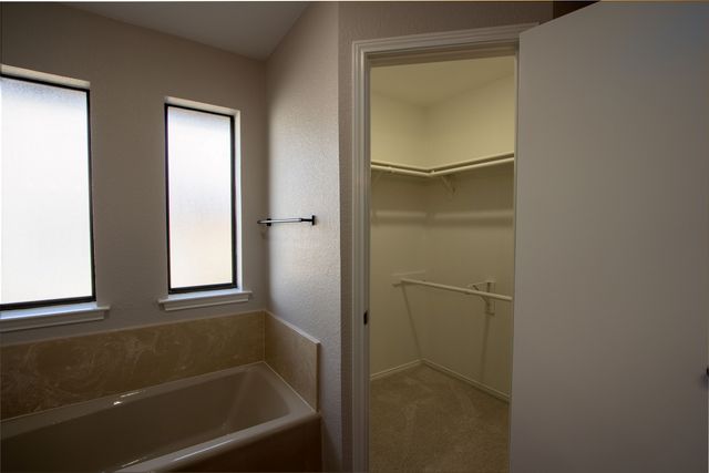 503 N 2nd Street, Krum, TX 76249