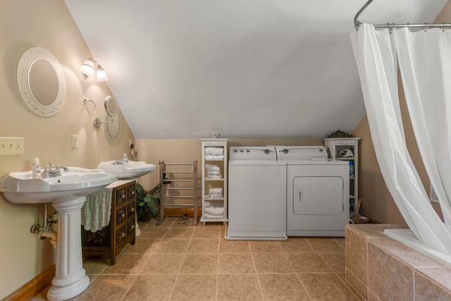 7468 Hardwicks Creek Road, Clay City, KY 40312