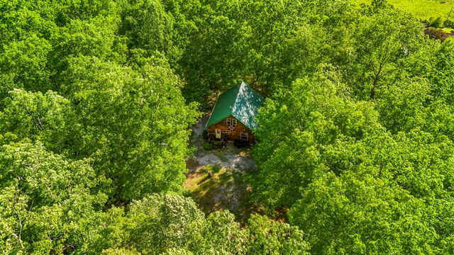 7468 Hardwicks Creek Road, Clay City, KY 40312