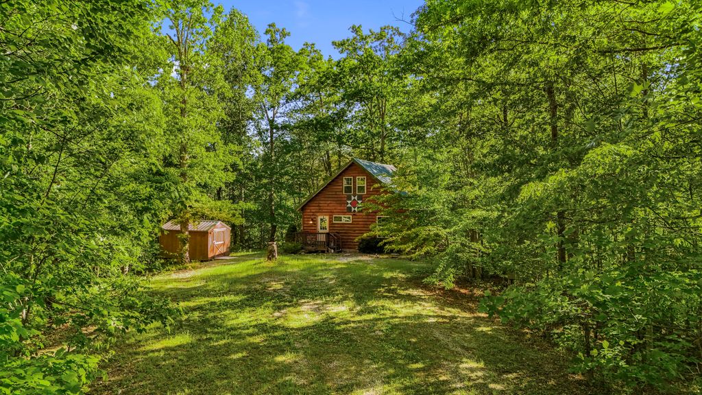 7468 Hardwicks Creek Road, Clay City, KY 40312