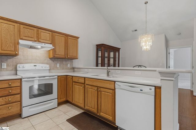 12 Fudora Circle, Simpsonville, SC 29681
