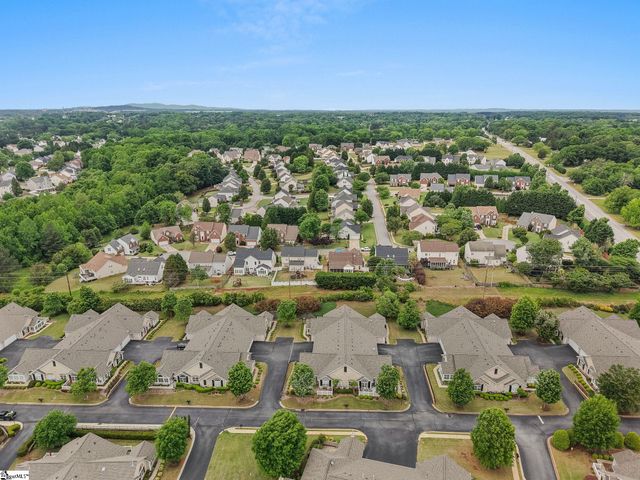 12 Fudora Circle, Simpsonville, SC 29681