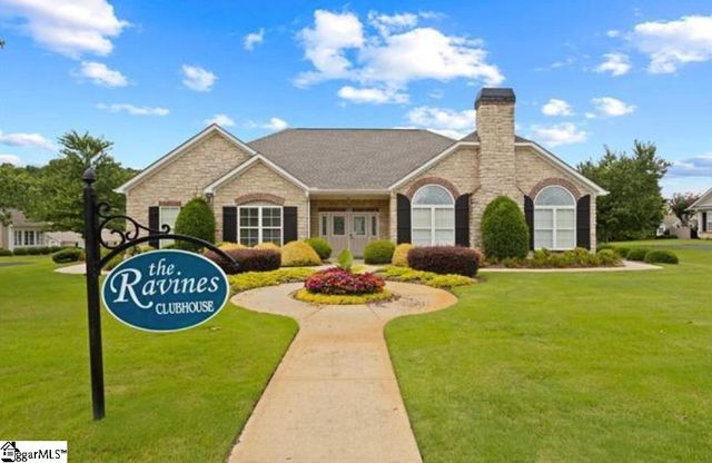 12 Fudora Circle, Simpsonville, SC 29681