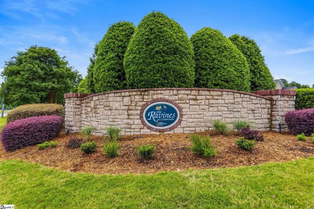 12 Fudora Circle, Simpsonville, SC 29681