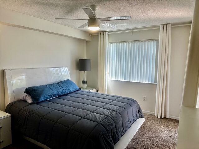 1650 N 42nd Circle 210, Vero Beach, FL 32967