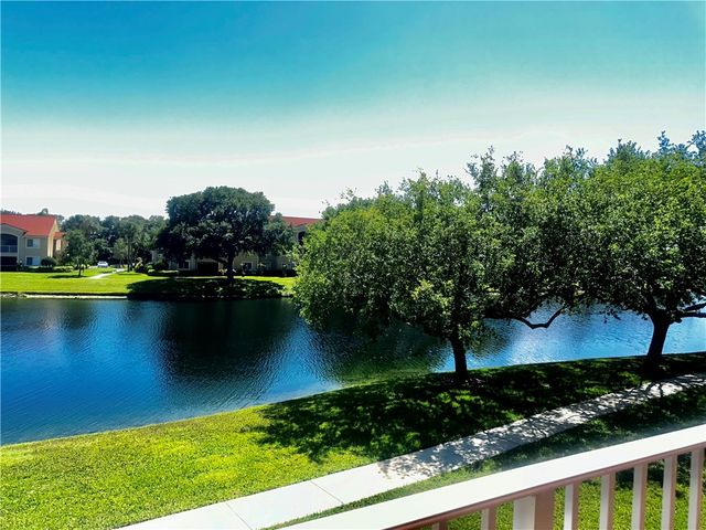 1650 N 42nd Circle 210, Vero Beach, FL 32967