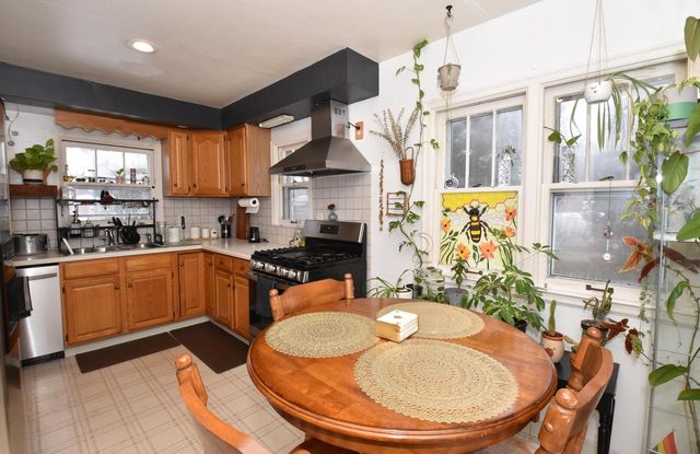 7733 34th AVENUE, Kenosha, WI 53142