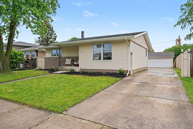 2847 194th Street, Lansing, IL 60438