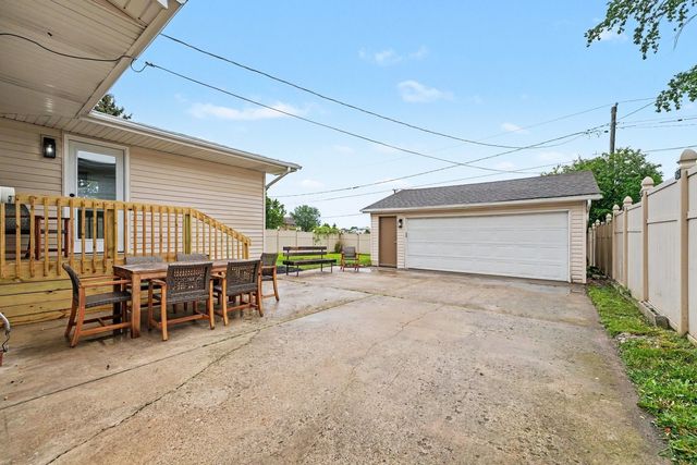 2847 194th Street, Lansing, IL 60438