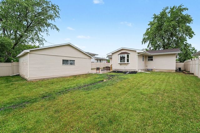 2847 194th Street, Lansing, IL 60438