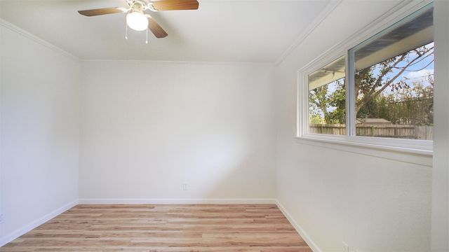 3513 Tanglebriar Drive, Pasadena, TX 77503