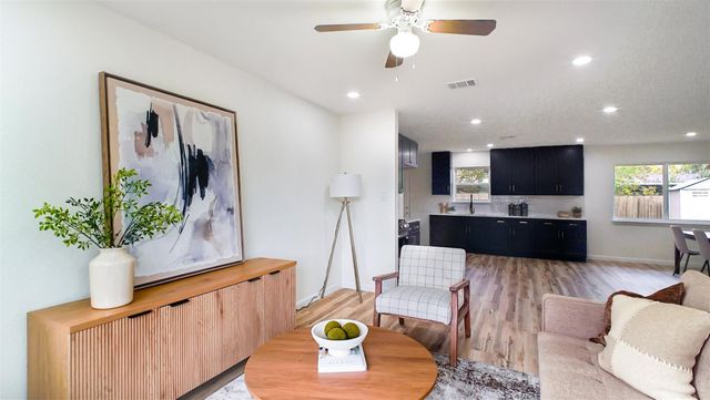 3513 Tanglebriar Drive, Pasadena, TX 77503