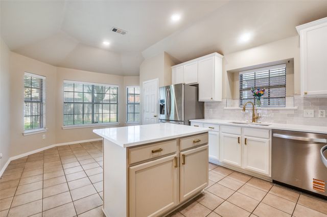 1312 Bramble Lane, Mansfield, TX 76063