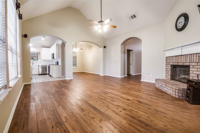1312 Bramble Lane, Mansfield, TX 76063