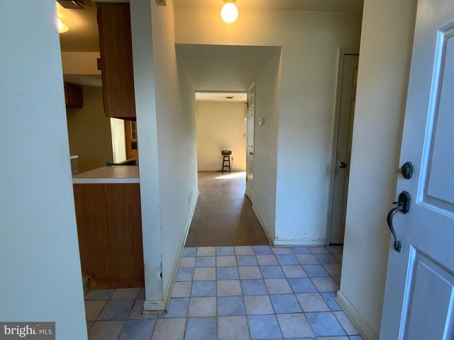 6284 SPRING KNOLL DR, Harrisburg, PA 17111