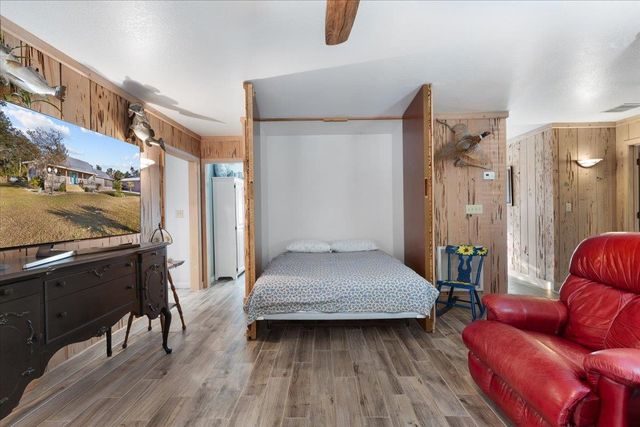 218 SE THIRTEENTH Street, Steinhatchee, FL 32359