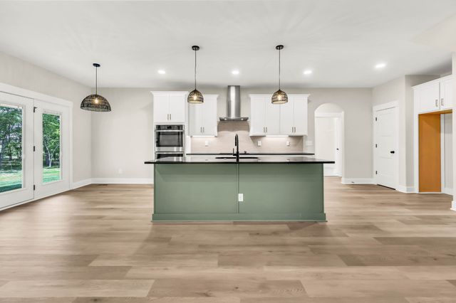 412 N Starwood Ct, Clarksville, TN 37042