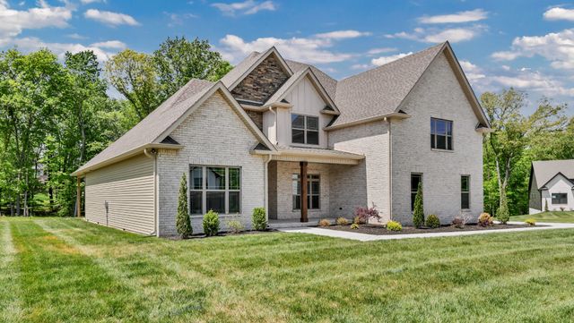 412 N Starwood Ct, Clarksville, TN 37042