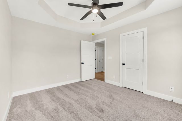 412 N Starwood Ct, Clarksville, TN 37042