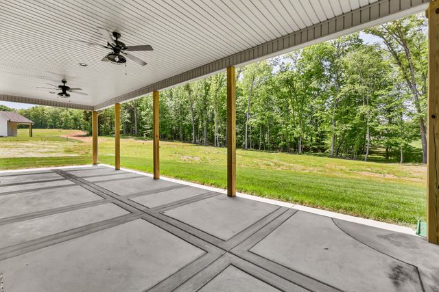 412 N Starwood Ct, Clarksville, TN 37042