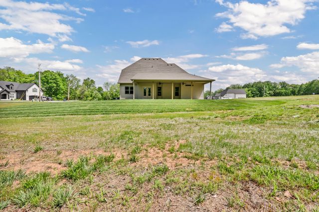 412 N Starwood Ct, Clarksville, TN 37042