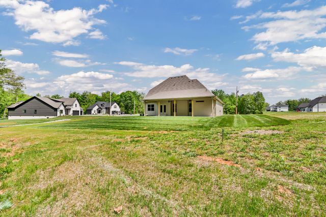 412 N Starwood Ct, Clarksville, TN 37042