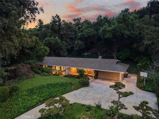 574 S Chaparro, Covina, CA 91724