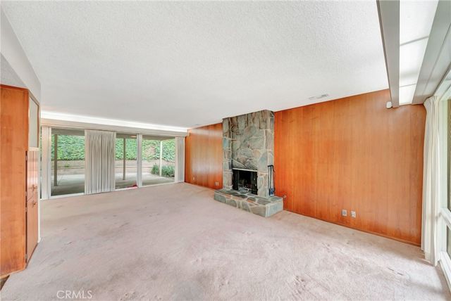 574 S Chaparro, Covina, CA 91724