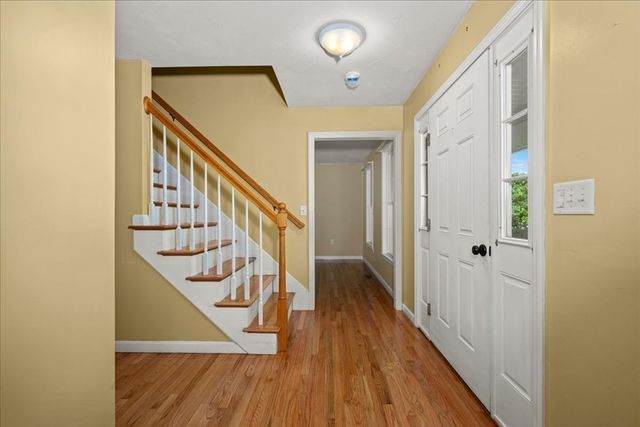 20 Hilltop Farm Rd, Auburn, MA 01501