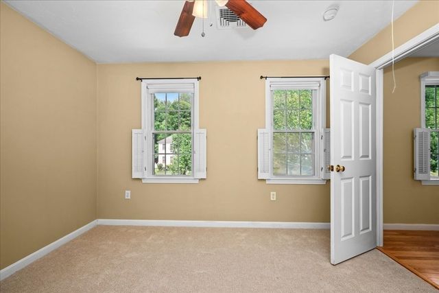 20 Hilltop Farm Rd, Auburn, MA 01501