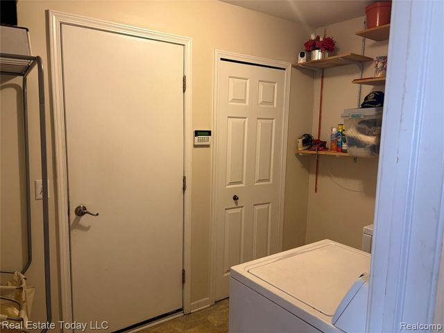 1304 17th Street 18, Detroit, MI 48216