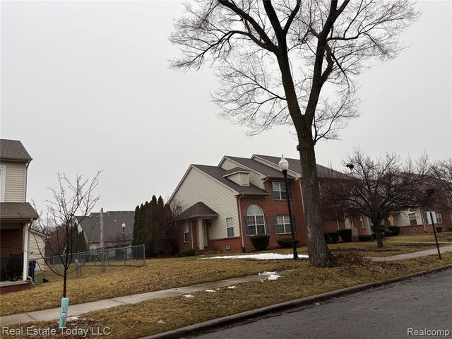 1304 17th Street 18, Detroit, MI 48216