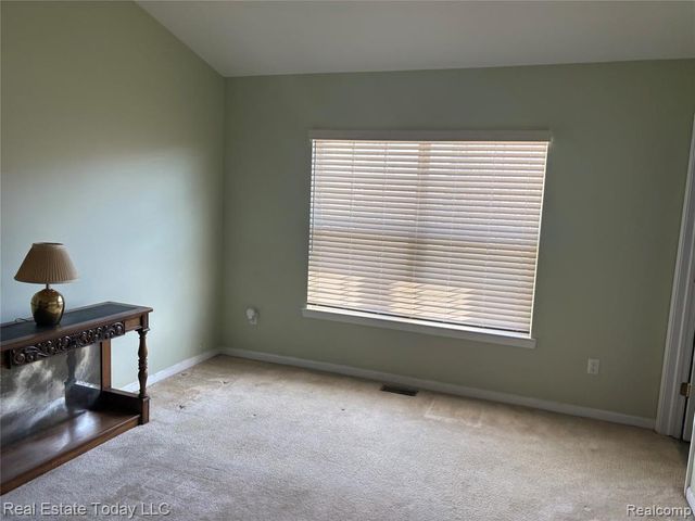 1304 17th Street 18, Detroit, MI 48216