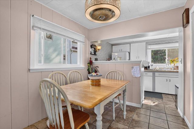 532 Caroline Street, Janesville, WI 53545