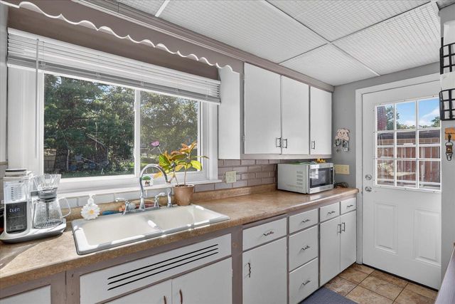 532 Caroline Street, Janesville, WI 53545