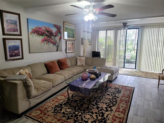 4832 Esedra Ct 105, Lake Worth, FL 33467