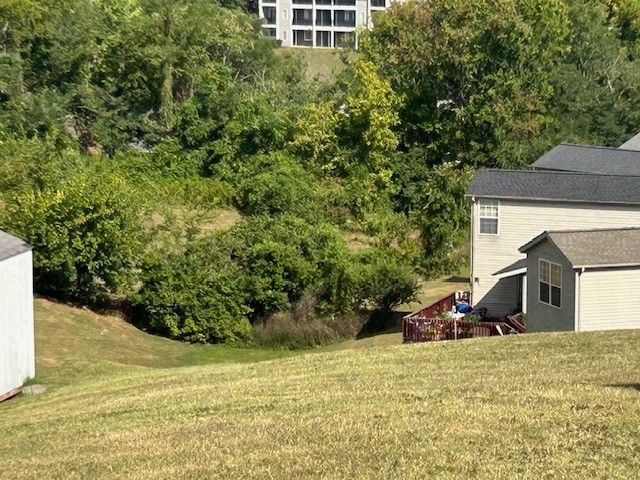 1041 Brittany Park Dr, Antioch, TN 37013