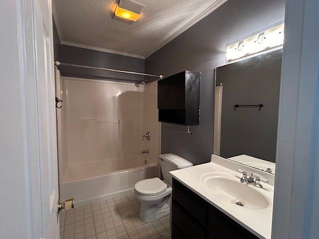 1041 Brittany Park Dr, Antioch, TN 37013