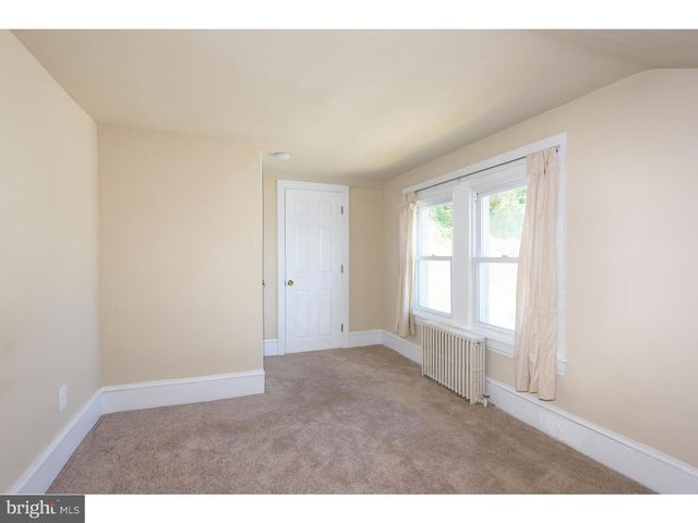 374 DEHAVEN ST, Conshohocken, PA 19428