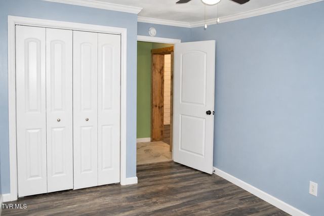 1014 Bluefield Avenue, Elizabethton, TN 37643