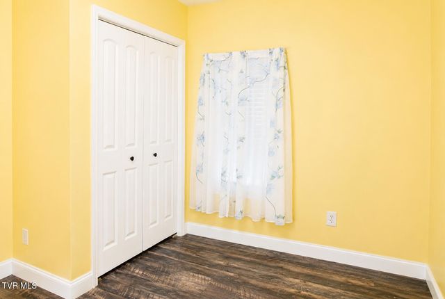 1014 Bluefield Avenue, Elizabethton, TN 37643
