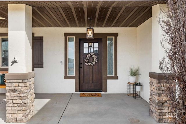 744 Midnight Sun Loop, Twin Falls, ID 83301