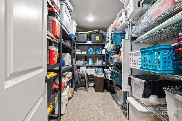 744 Midnight Sun Loop, Twin Falls, ID 83301