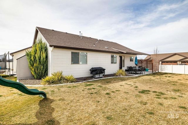744 Midnight Sun Loop, Twin Falls, ID 83301