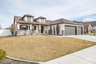 744 Midnight Sun Loop, Twin Falls, ID 83301