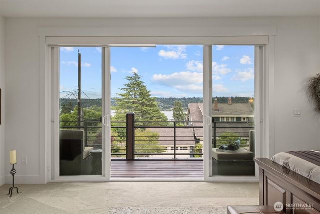 6921 55th Avenue S, Seattle, WA 98118