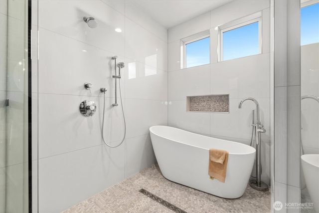 6921 55th Avenue S, Seattle, WA 98118